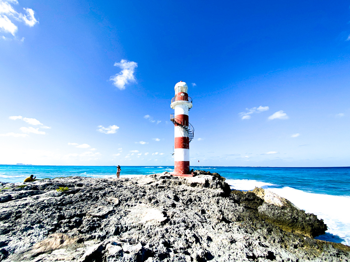 Lighthouse in a sunny day